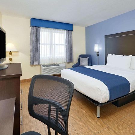 Days Inn By Wyndham Норт Литъл Рок Екстериор снимка